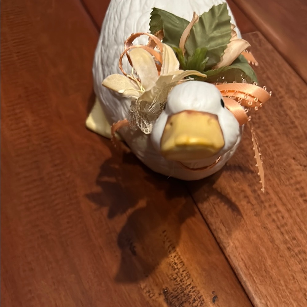 Porcelain Goose - Picture 2 of 4